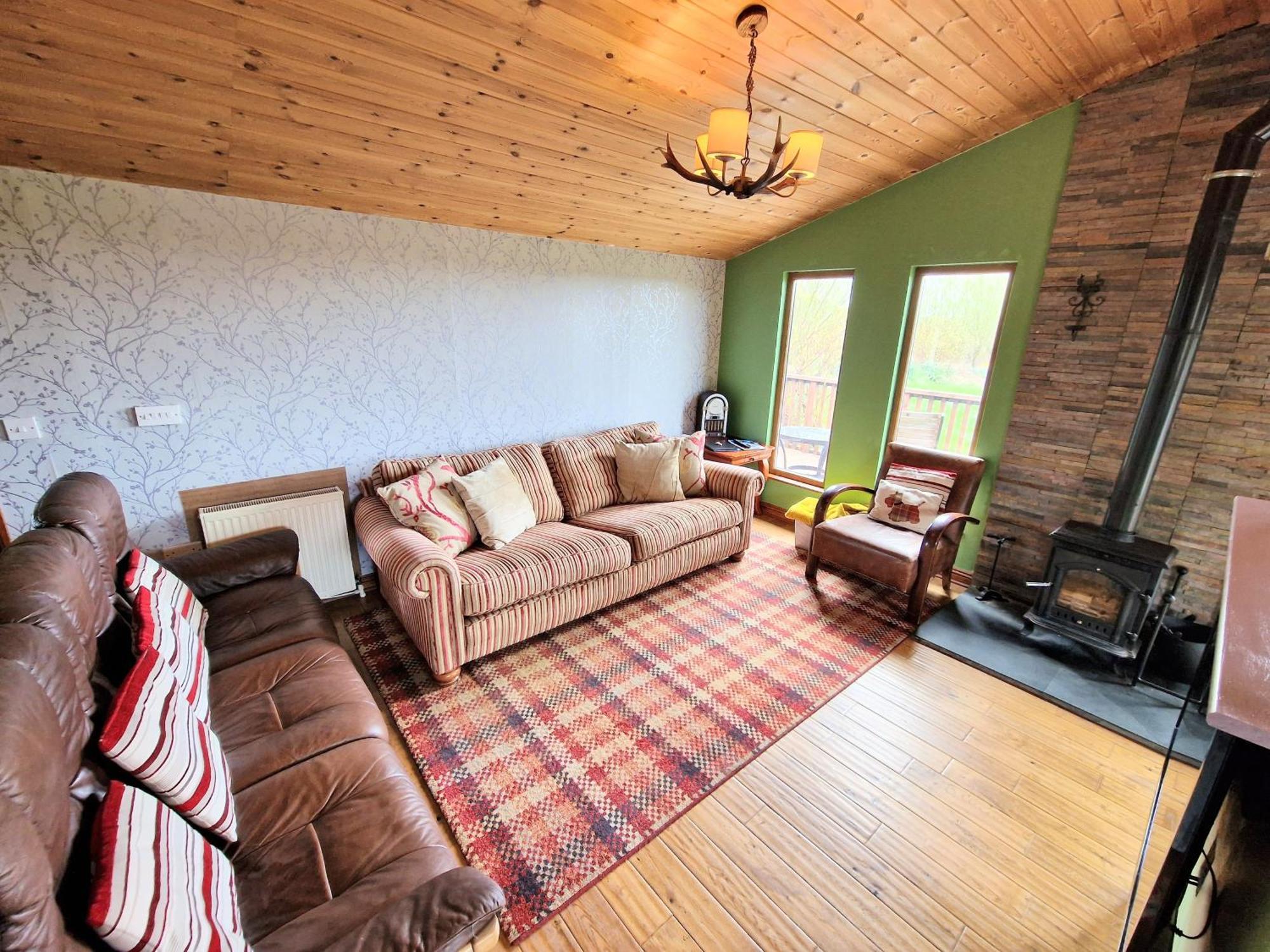 Torridon 1 With Private Hot Tub - Fife - Loch Leven - Lomond Hills- Pet Friendly Villa Kelty ภายนอก รูปภาพ